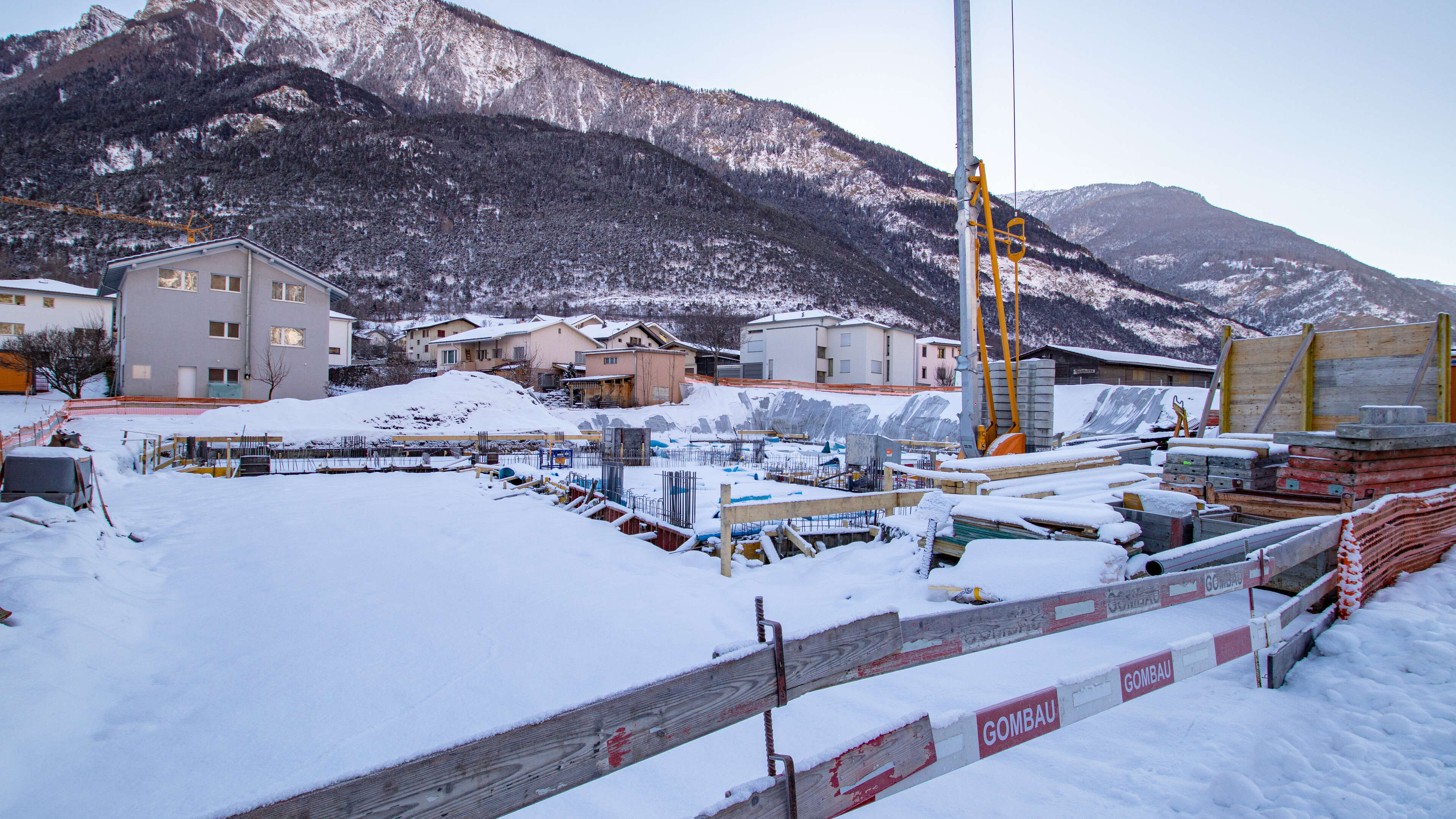 MFH "Holowi" - Mehrfamilienhaus in Brig MFH "Holowi" - Mehrfamilienhaus in Brig