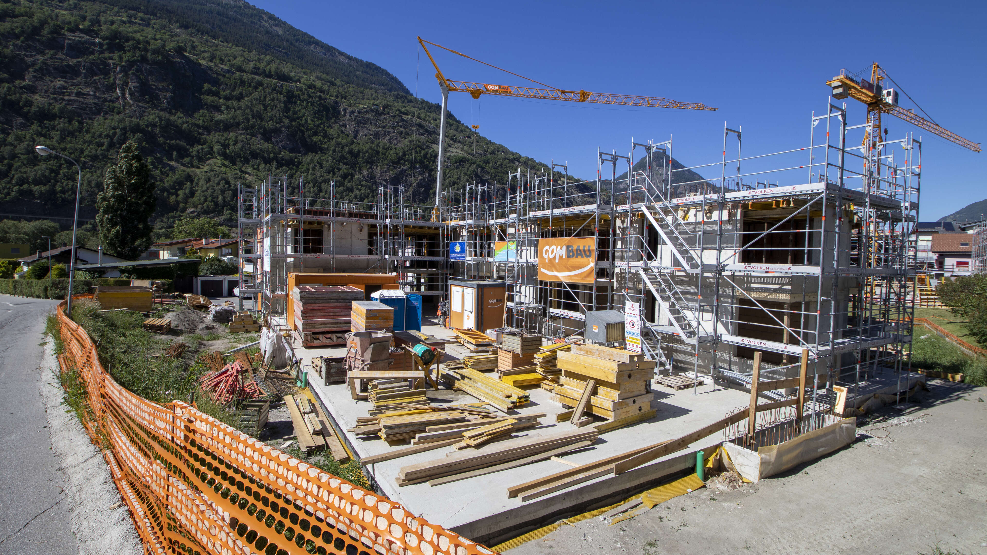 MFH "Holowi" - Mehrfamilienhaus in Brig MFH "Holowi" - Mehrfamilienhaus in Brig