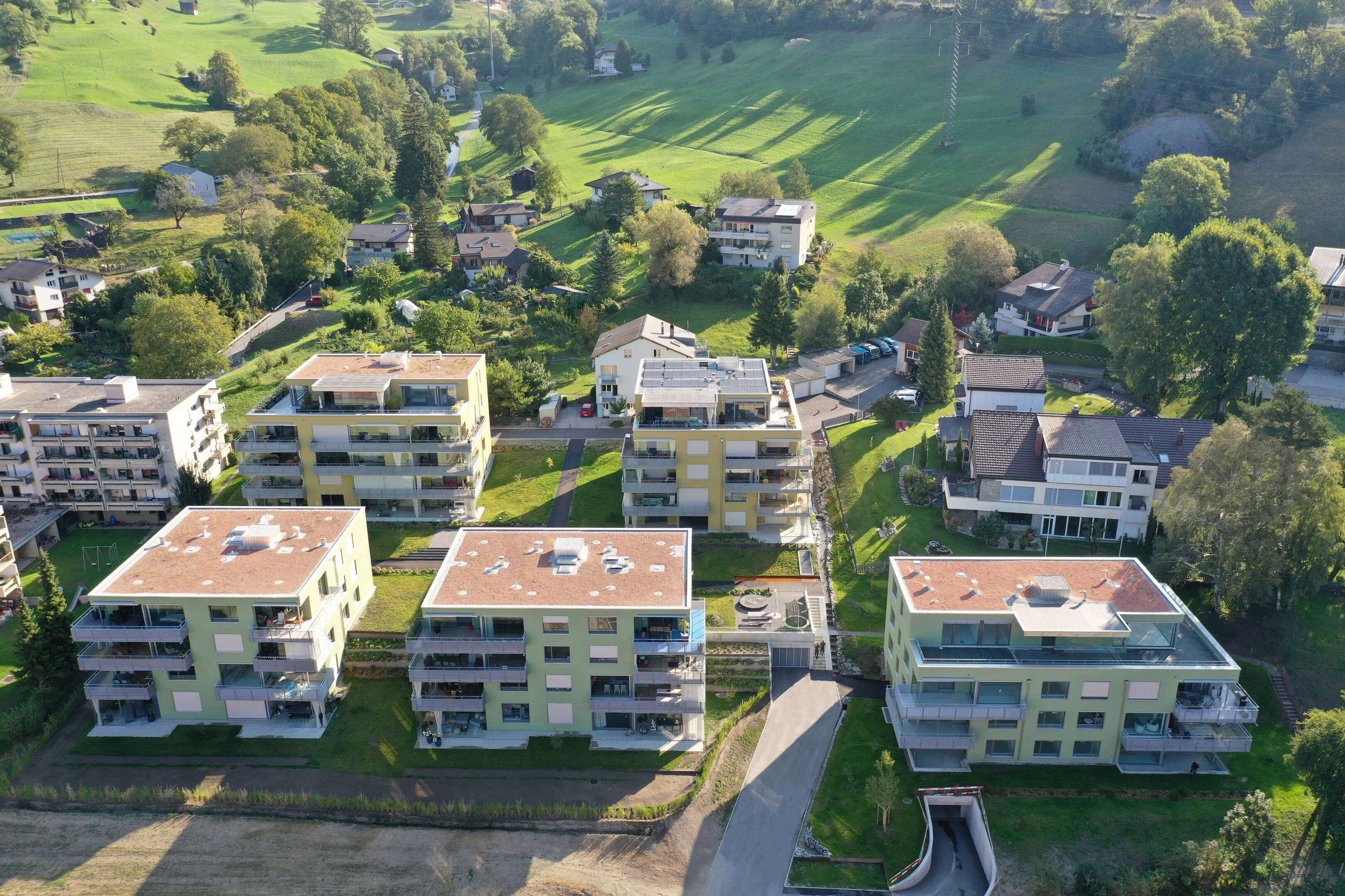 "Bachhalteweg" - Überbauung in Brig