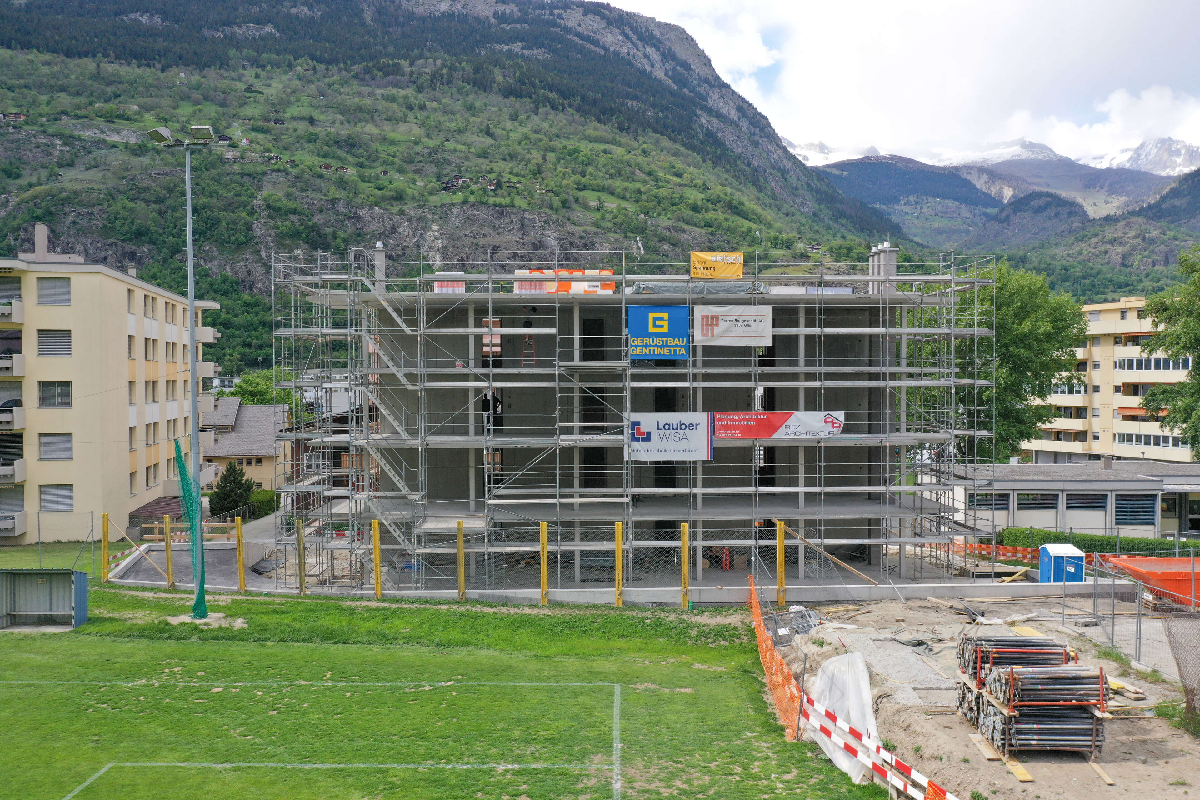 Mehrfamilienhaus in Brig Mehrfamilienhaus in Brig