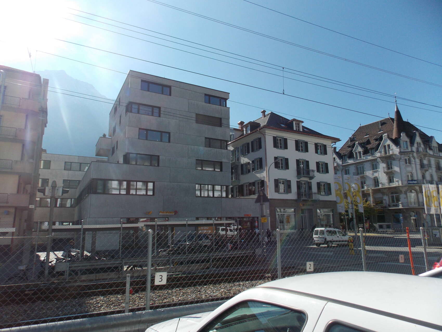 Mehrfamilienhaus Brig, Post